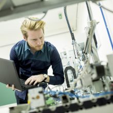 Jack of All Trades, Master of Some – 5 Most Important Skills to Look for in a Machine Vision Engineer
